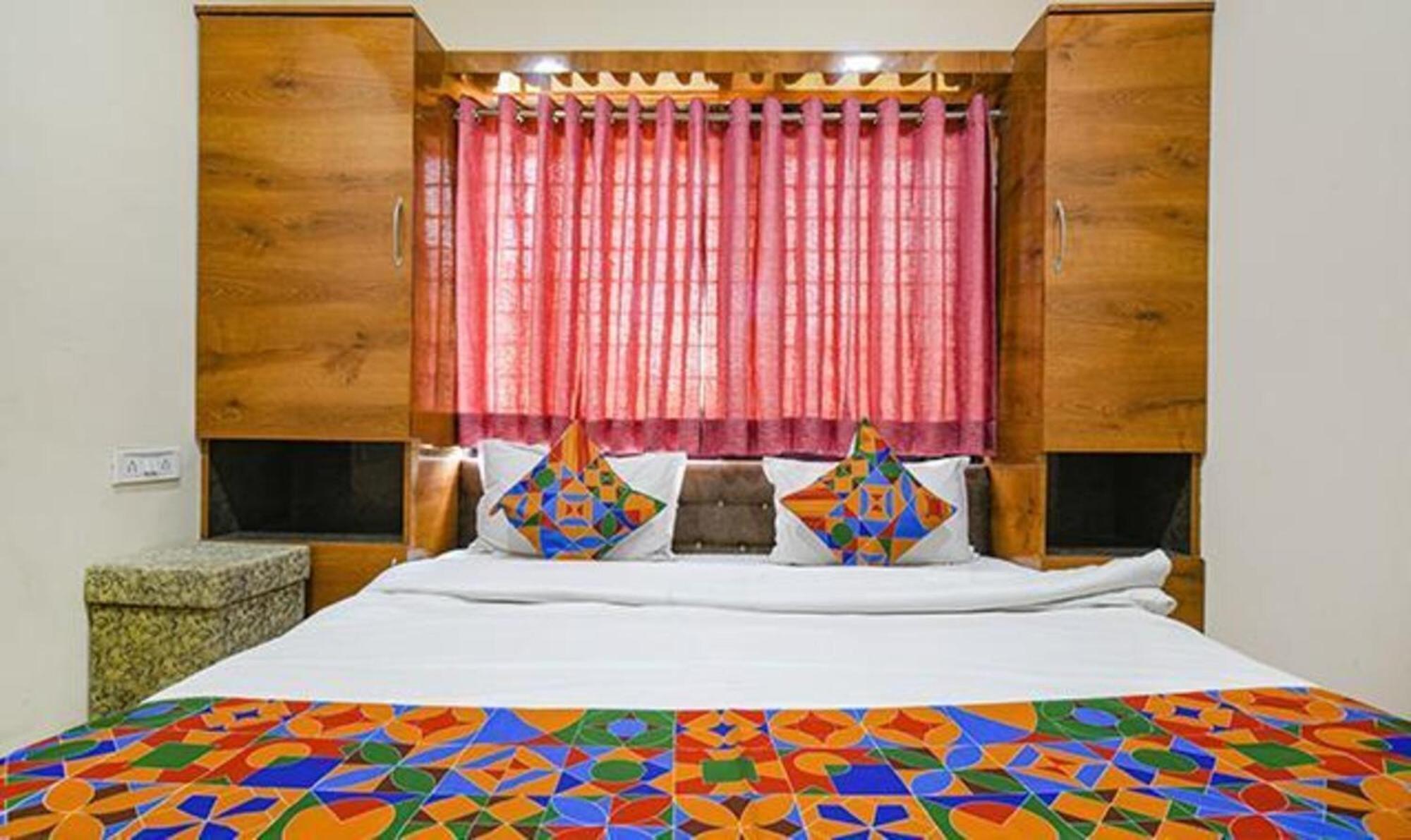 אינדורה Fabhotel Royal Palace מראה חיצוני תמונה